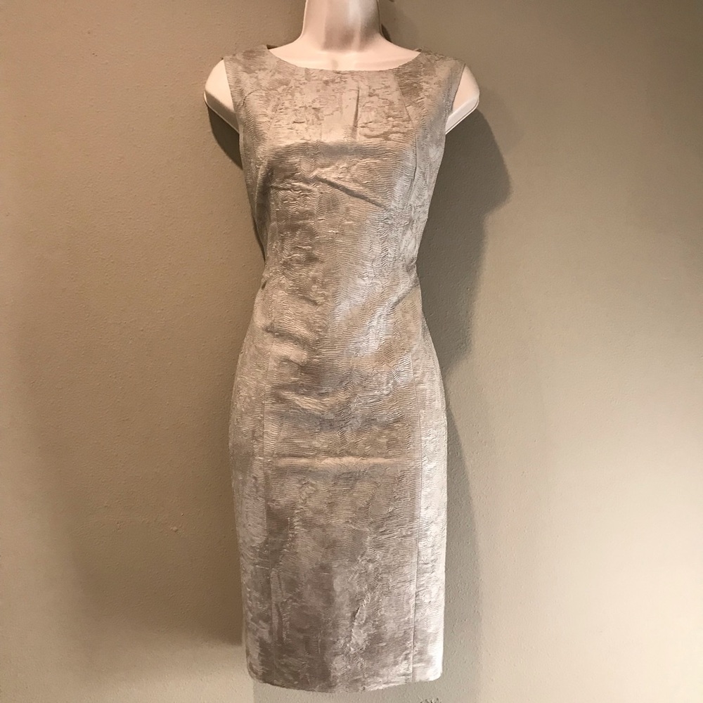 MaxMara Silver Gray Textured Sheath Dress